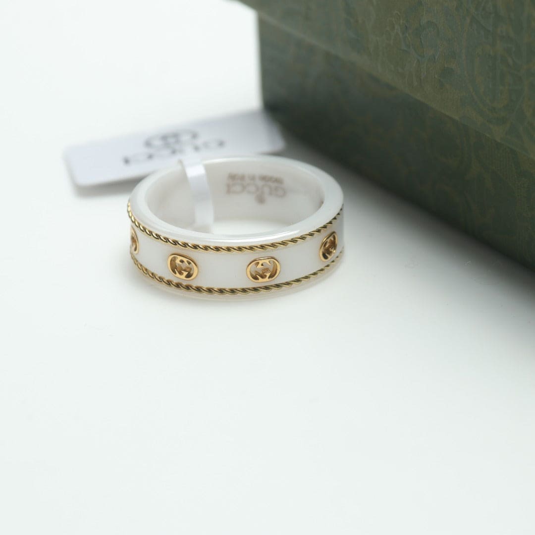 18K Gucci Interlocking G Icon White Zirconia Ring