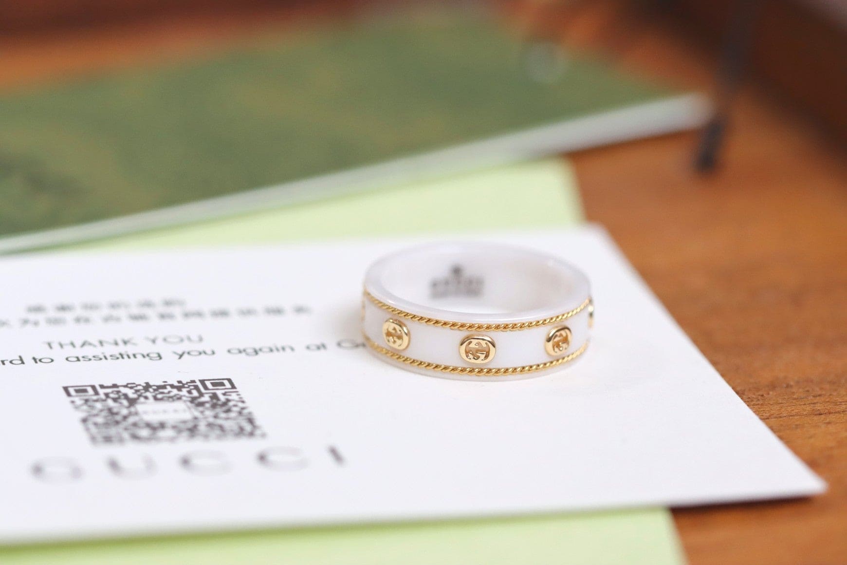 18K Gucci Interlocking G Icon White Zirconia Ring