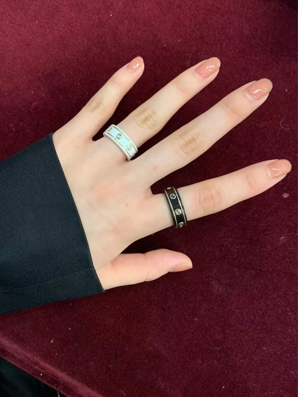 18K Gucci Interlocking G Icon White Zirconia Ring