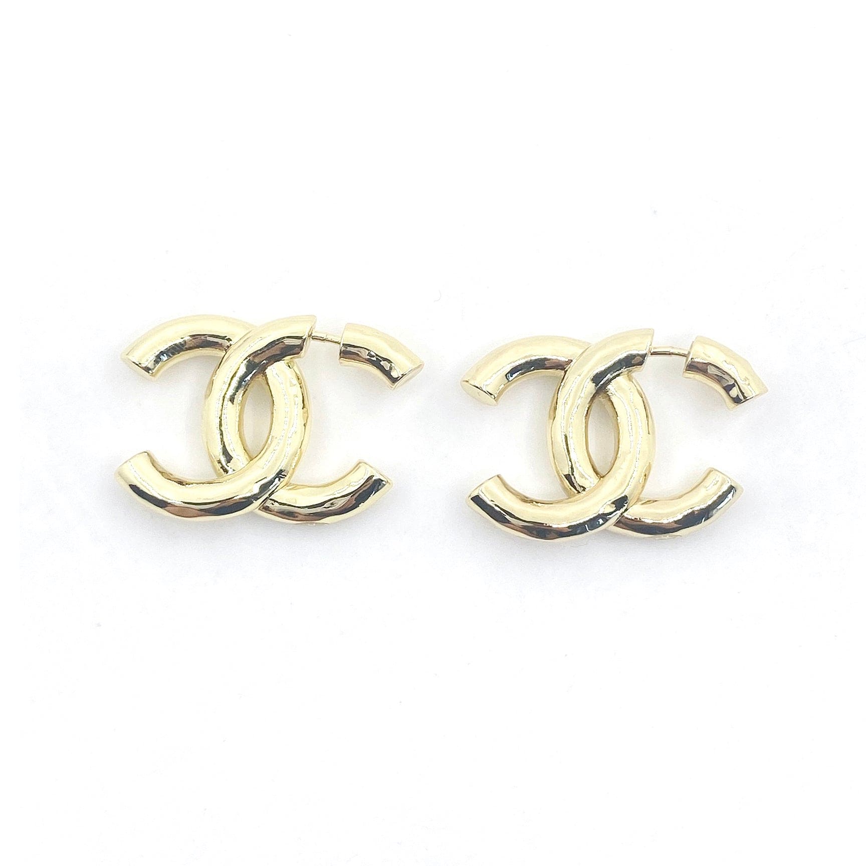 18K Chanel Gold Earrings