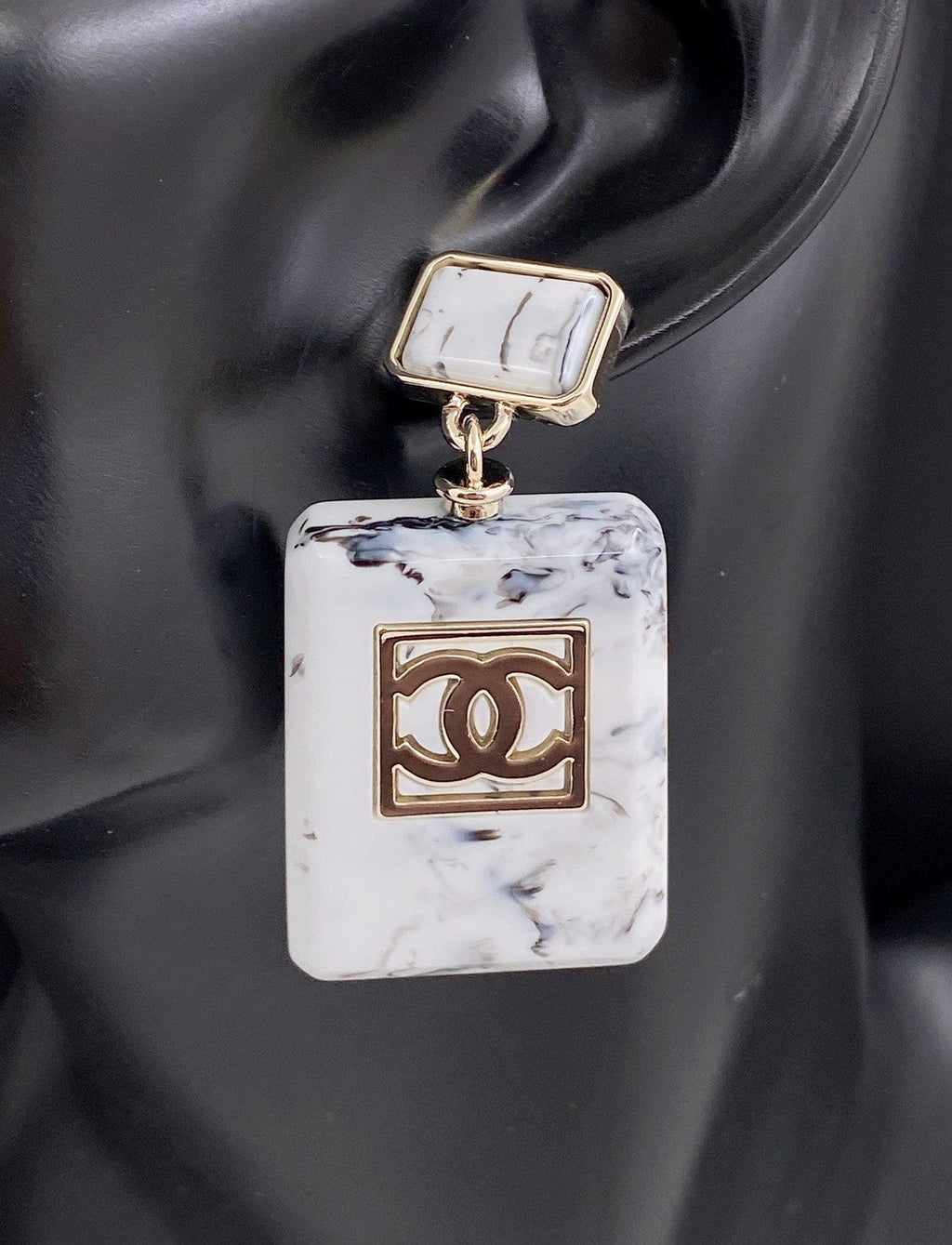 18K Chanel Eternal No??5 Earrings