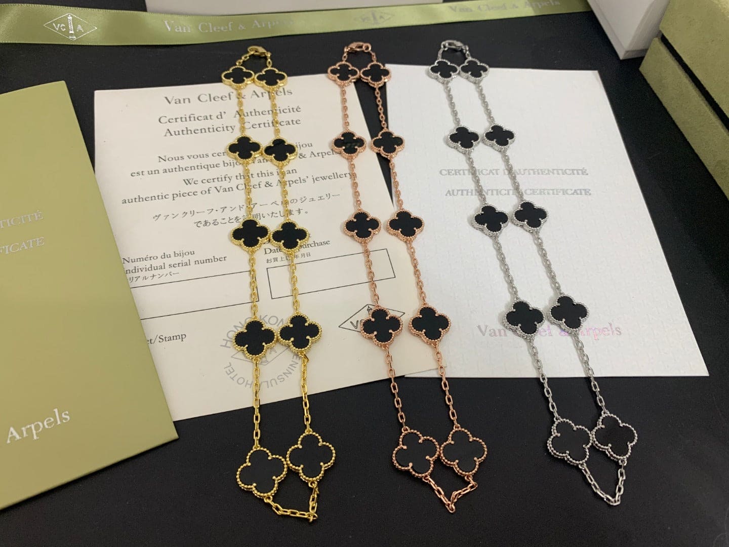 18K Van Cleef & Arpels Vintage Alhambra Black 10 Motifs Clover Necklace