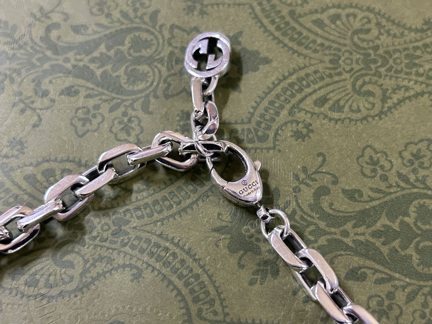 Gucci Interlocking G Chain Necklace
