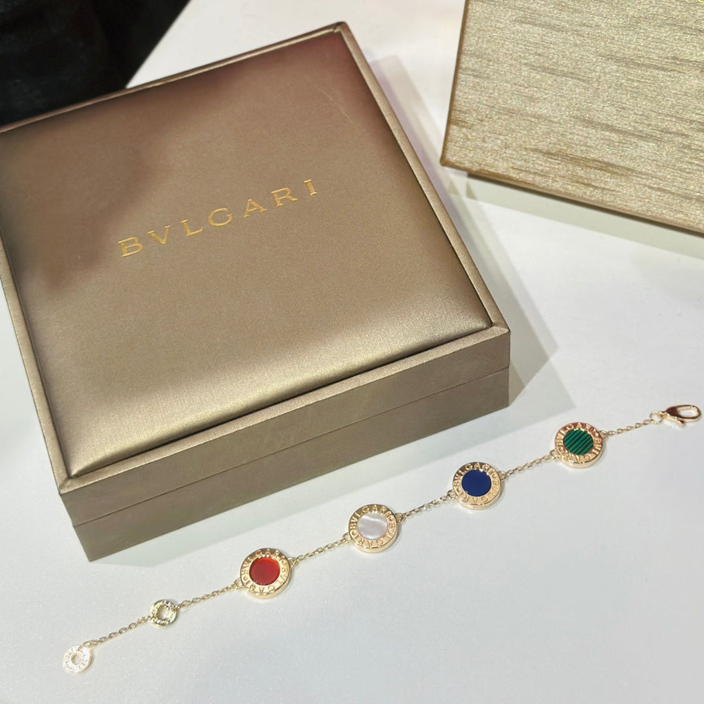 18K BVLGARI BV Carnelian Bracelet
