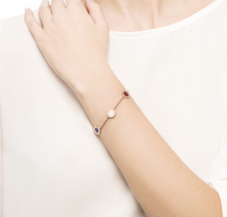 18K BVLGARI BV Carnelian Bracelet