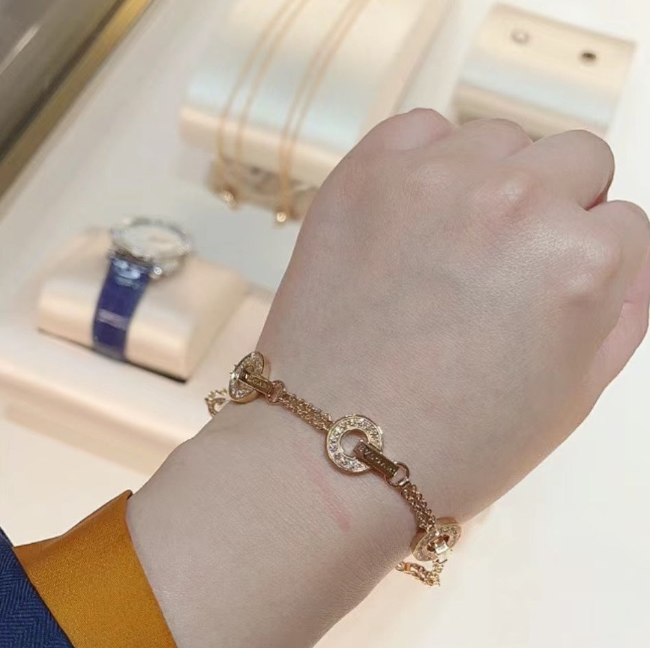 18K BVLGARI BV Openwork Bracelet