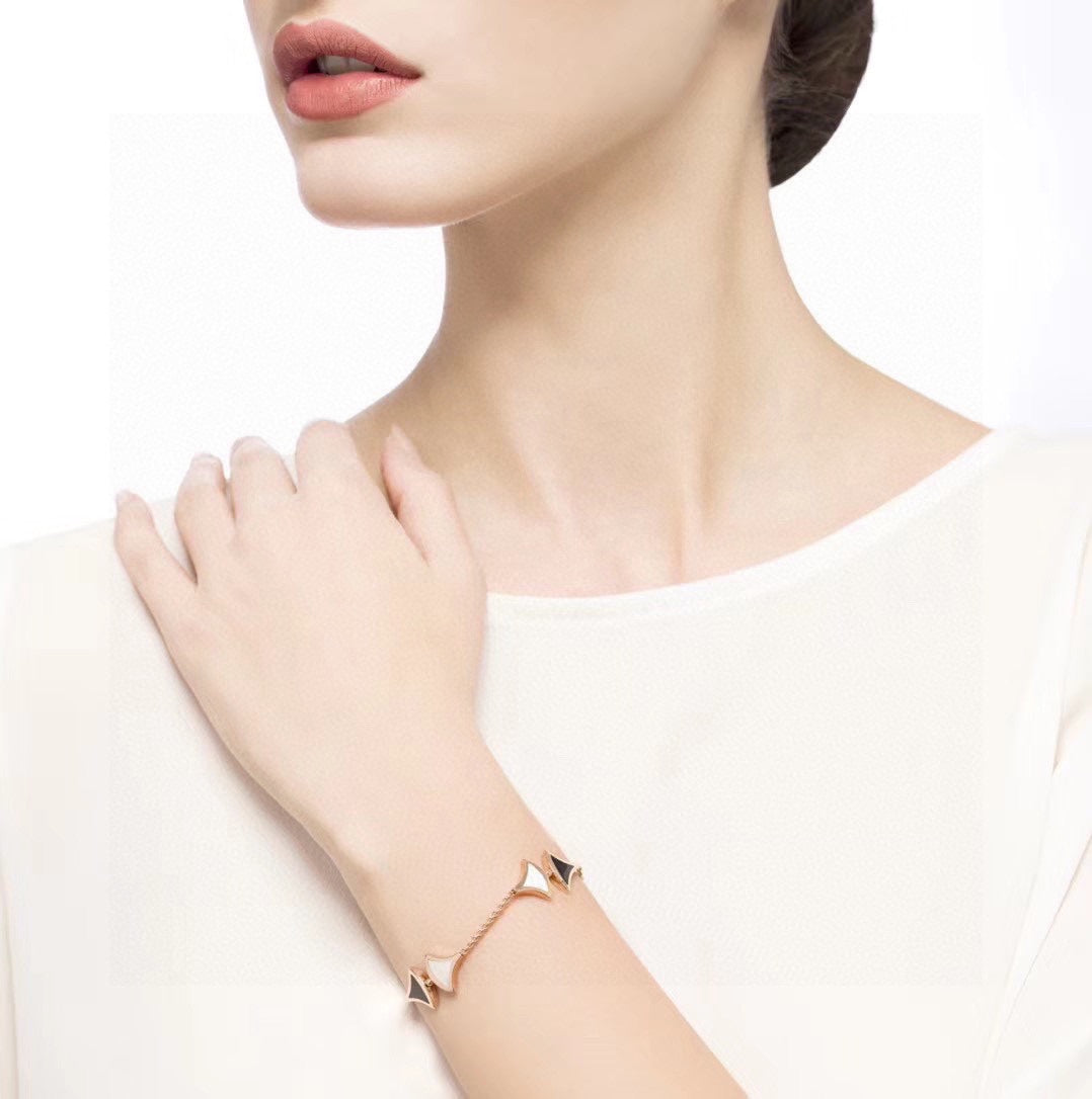 18K BVLGARI BV DIVAS' DREAM Bracelet