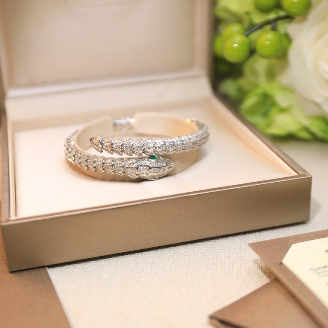 18K BVLGARI BV Serpenti Tubolari Diamond Bracelet