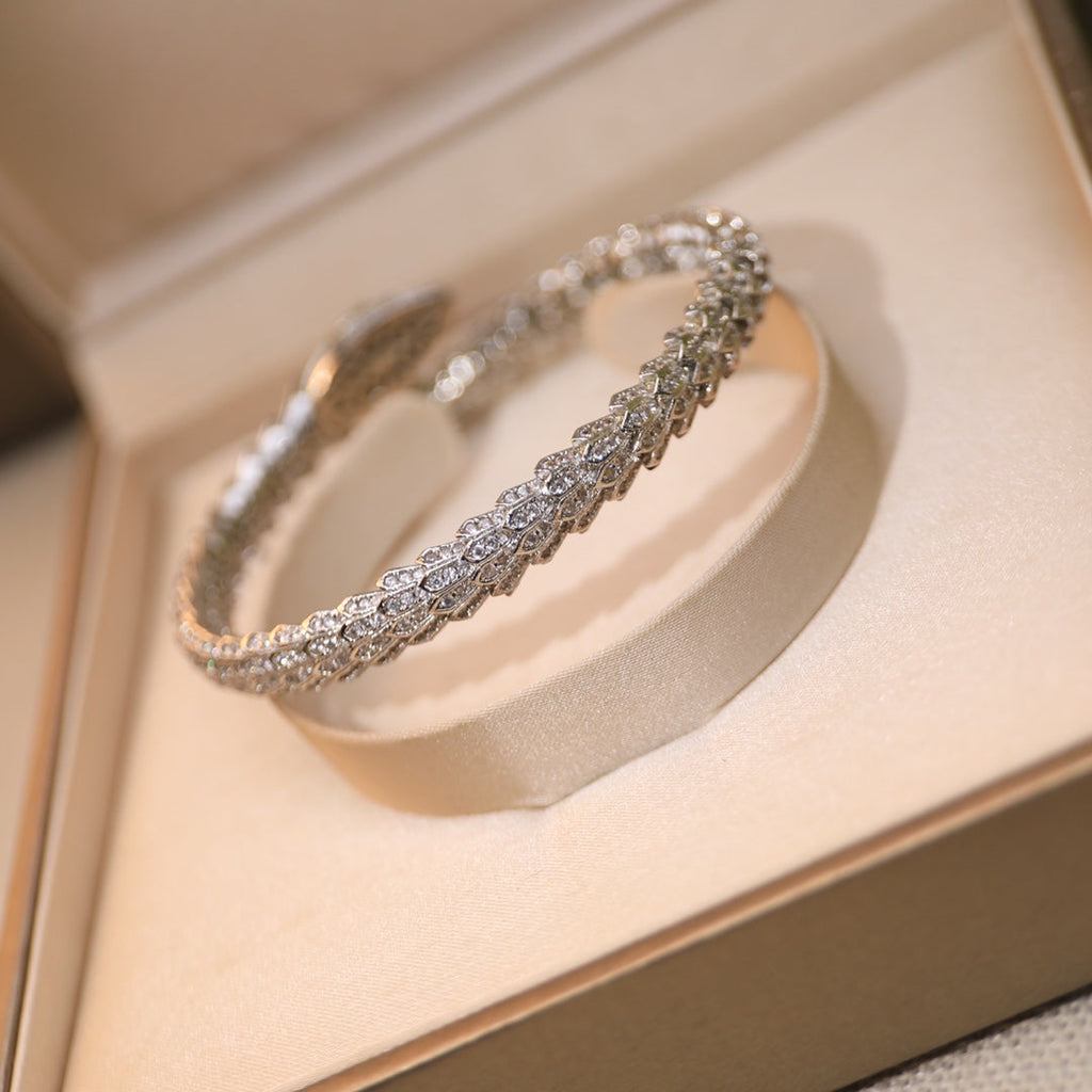 18K BVLGARI BV Serpenti Tubolari Diamond Bracelet