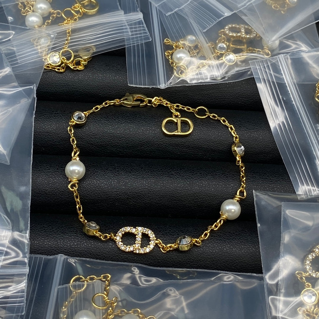 18K Dior Clair D Lune Pearls Bracelet