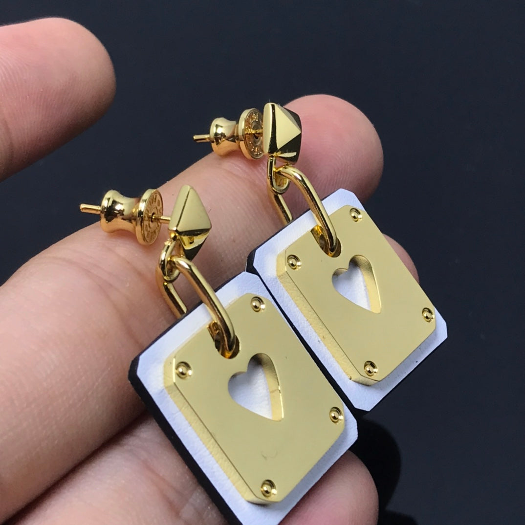 18K As De Coeur White Hermes Earrings