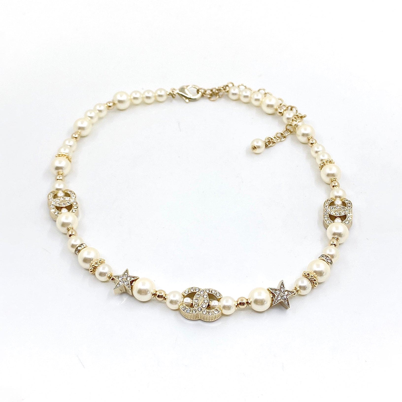 18K Chanel Pearl Diamonds Necklace