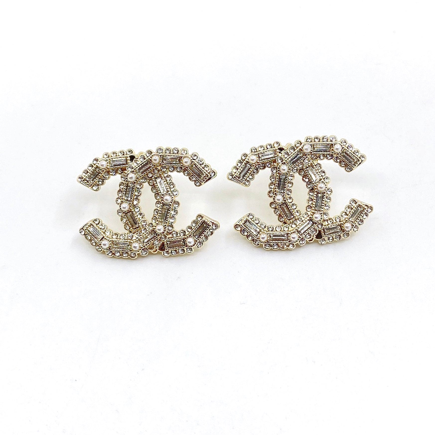 18K Chanel Push Back Earrings