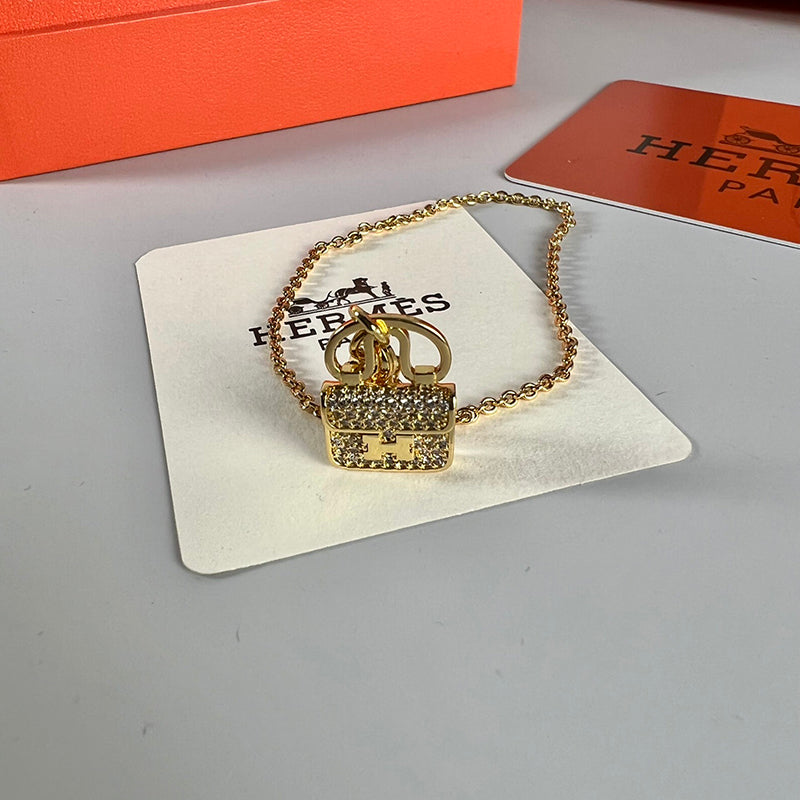 18K Amulettes Constance Diamond Hermes Bracelet