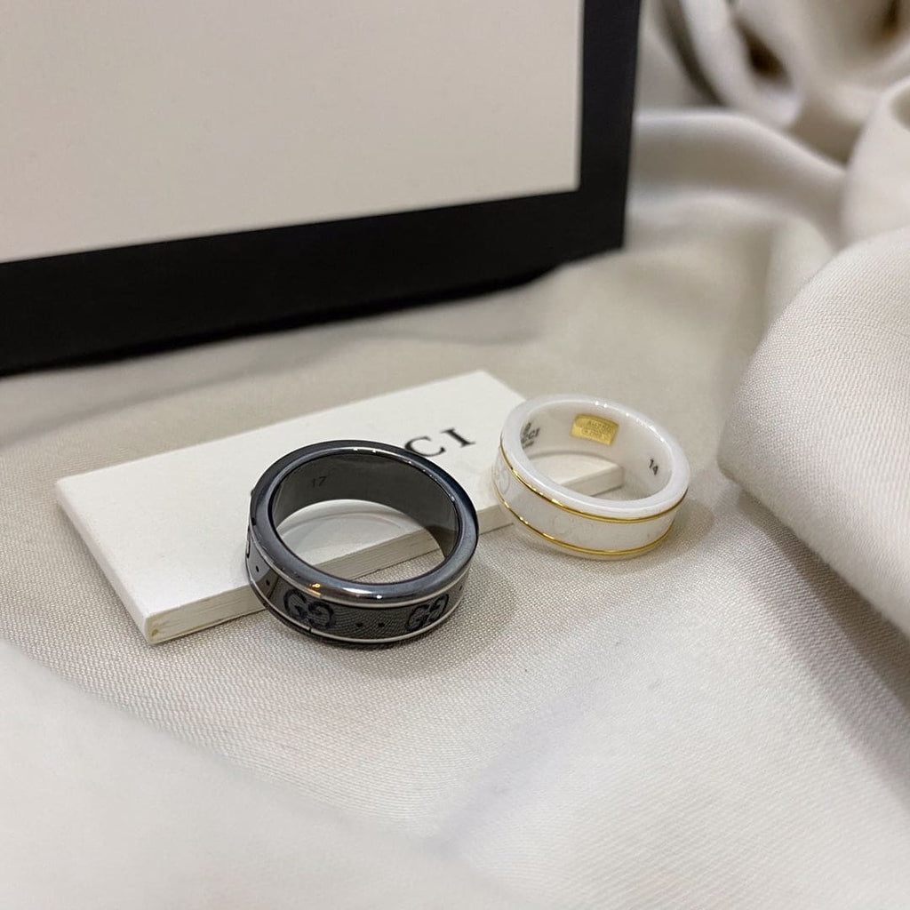 18K Gucci Icon Black Corundum Ring