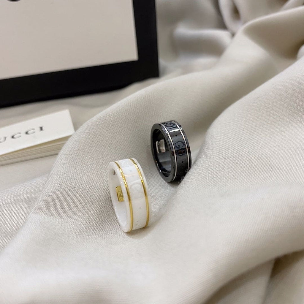 18K Gucci Icon Black Corundum Ring