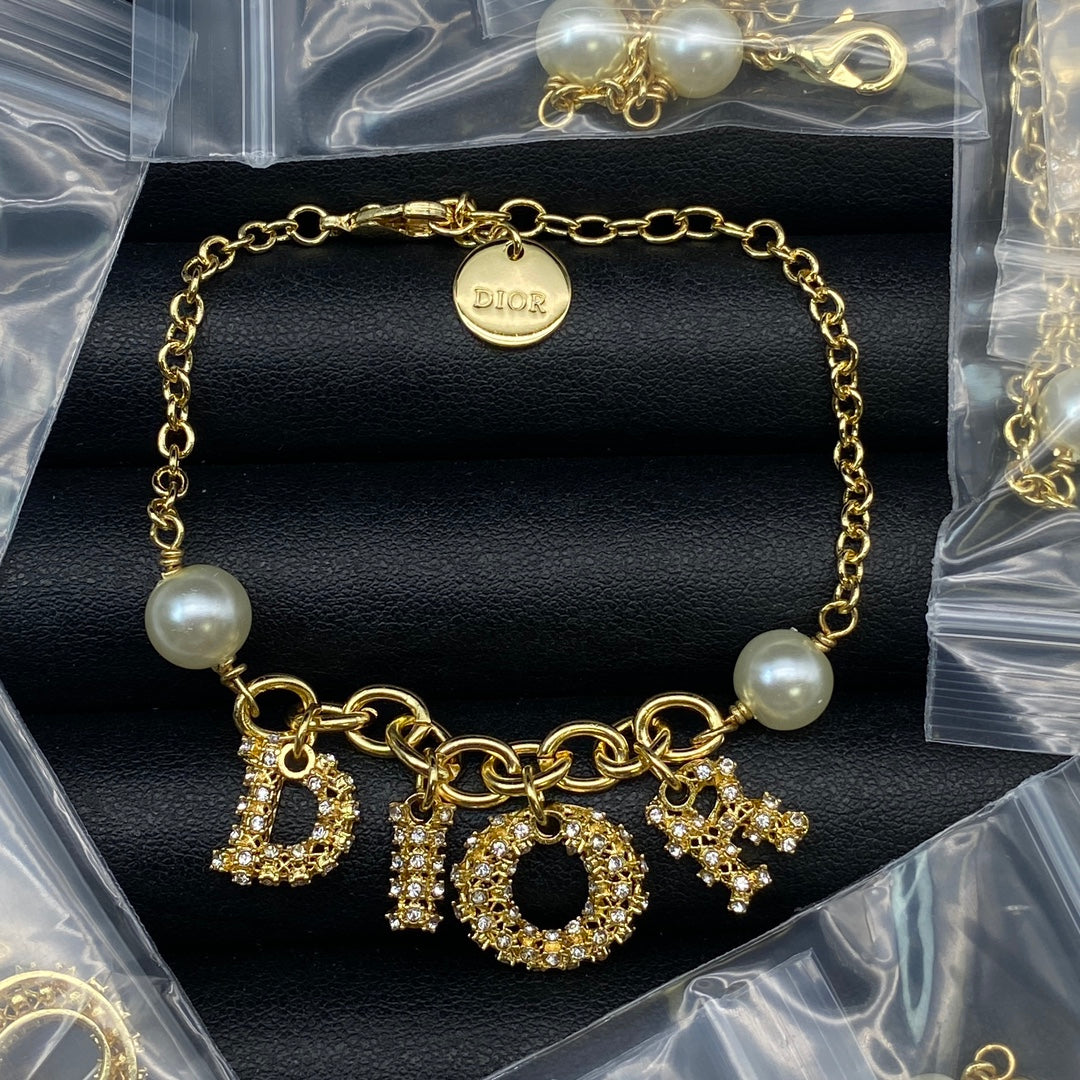 18K Dior Miss Bracelet