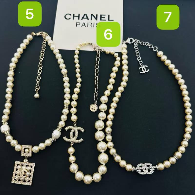 18K Chanel Pearl Choker Necklace Collection One