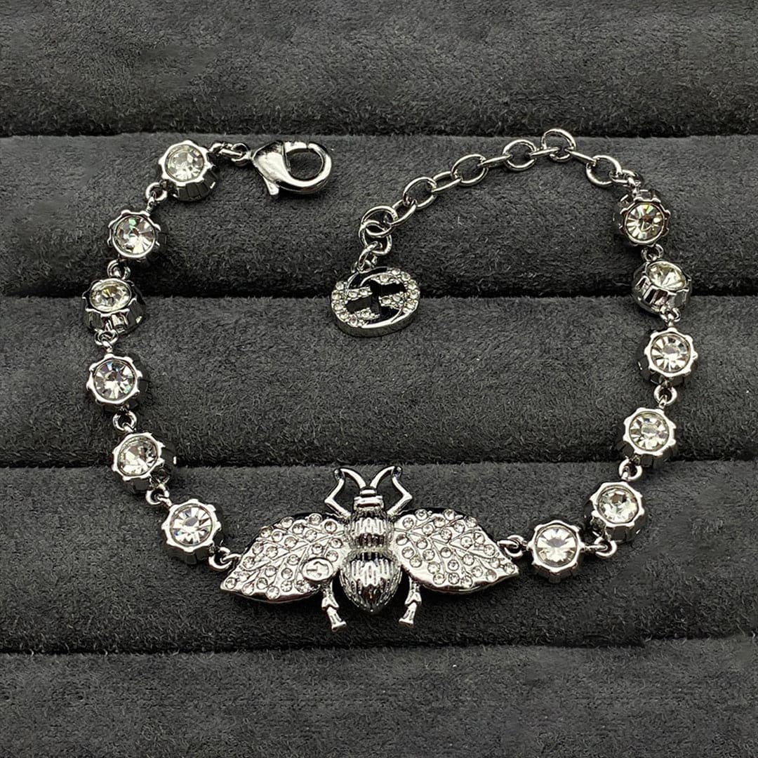18K Gucci Interlocking G Bee Crystals Bracelet