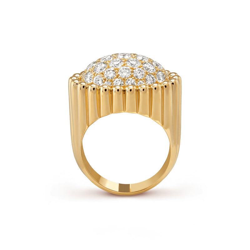 18K Van Cleef & Arpels Perlee Diamond Ring
