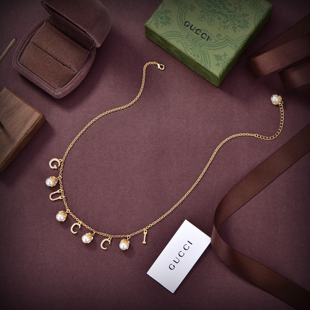 18K Gucci Fashion Show Chain Necklace