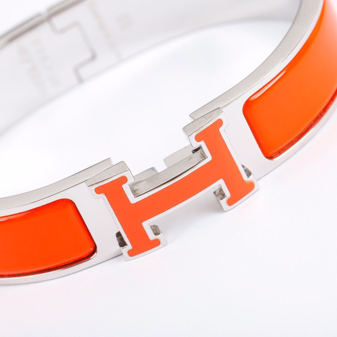 18K Clic Hermes Orange Bracelet
