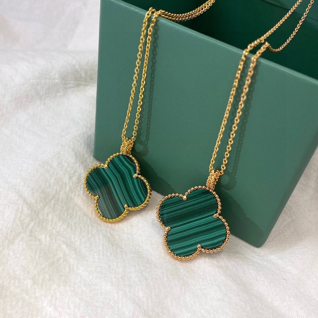 18K Van Cleef & Arpels Magic Alhambra Malachite Necklace