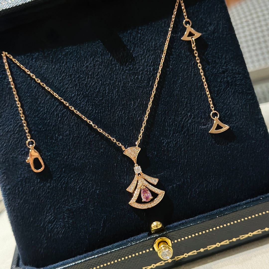 18K BVLGARI Divas' Dream Diamonds Necklace