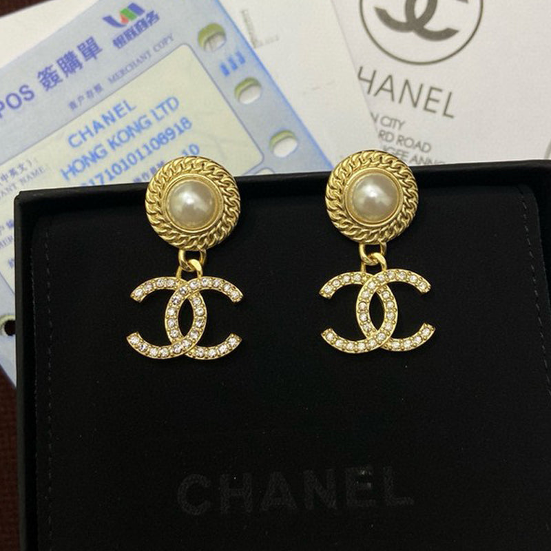 18K Chanel White Pearl Gold Earrings