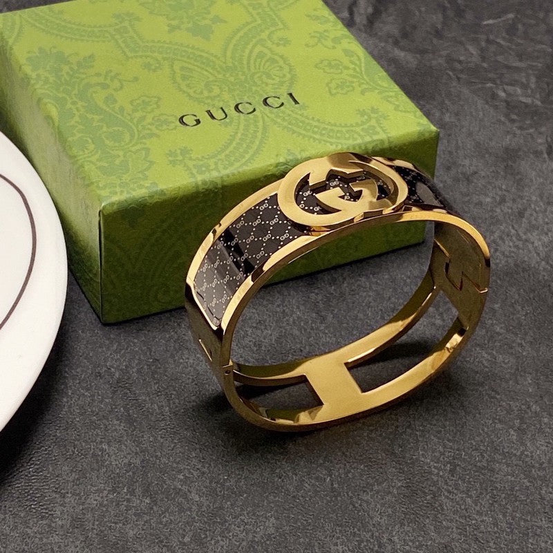 18K Gucci Black Gold Cuff Bracelet