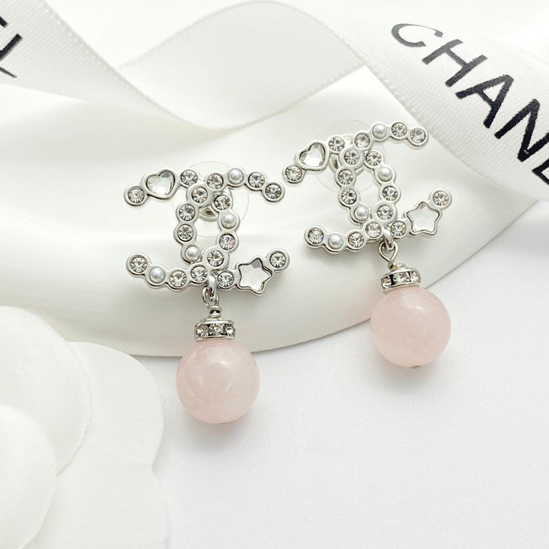 18K Chanel 25P Pink Pearl Gold Earrings