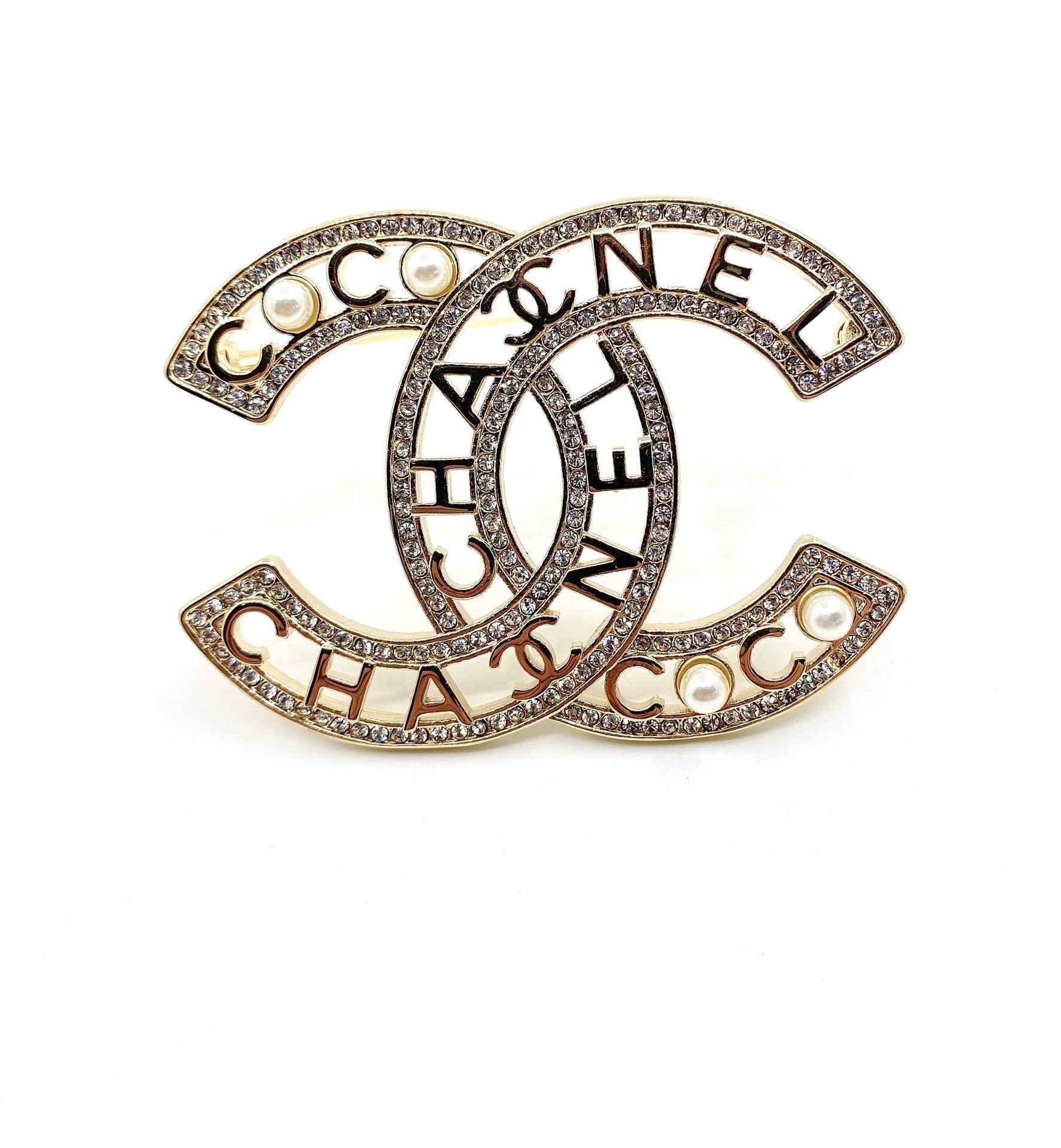 18K Chanel Script Diamonds Brooch