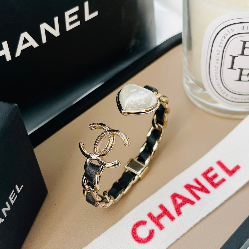 18K Chanel Heart Black Cuff Bracelet