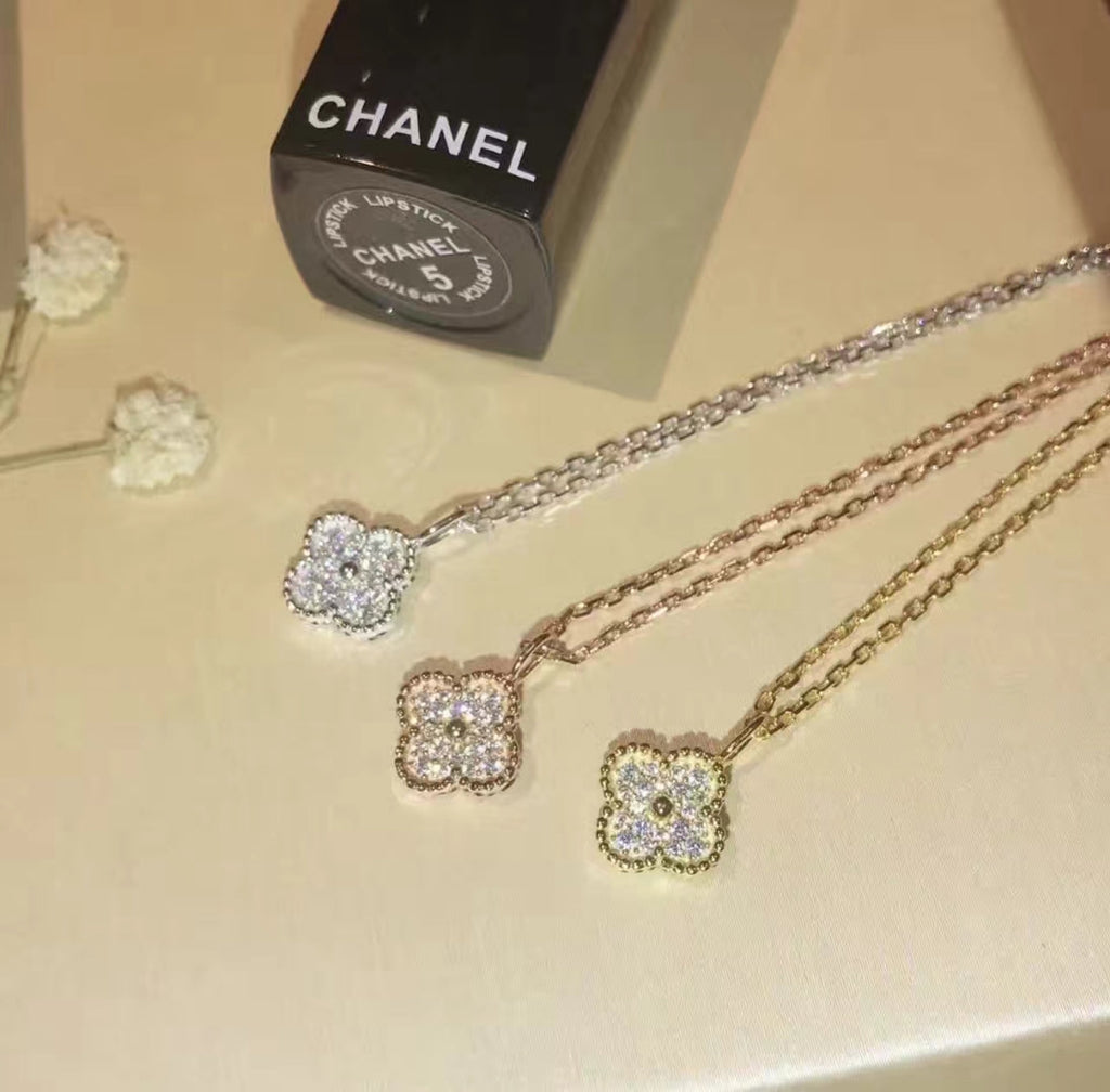 18K Van Cleef & Arpels Sweet Alhambra Diamond Clover Necklace