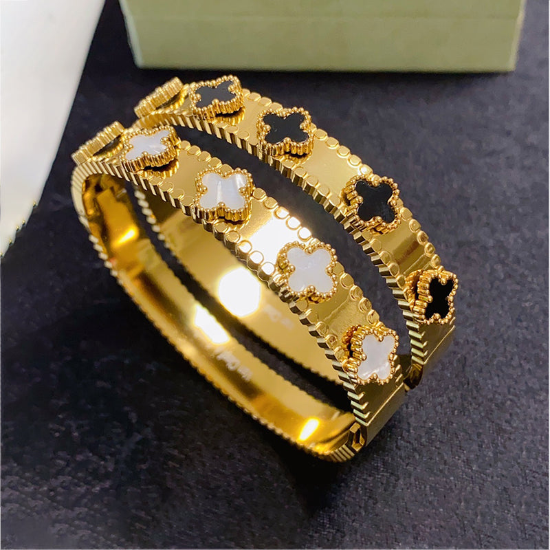 18K Van Cleef & Arpels Perlee Clovers Bracelet