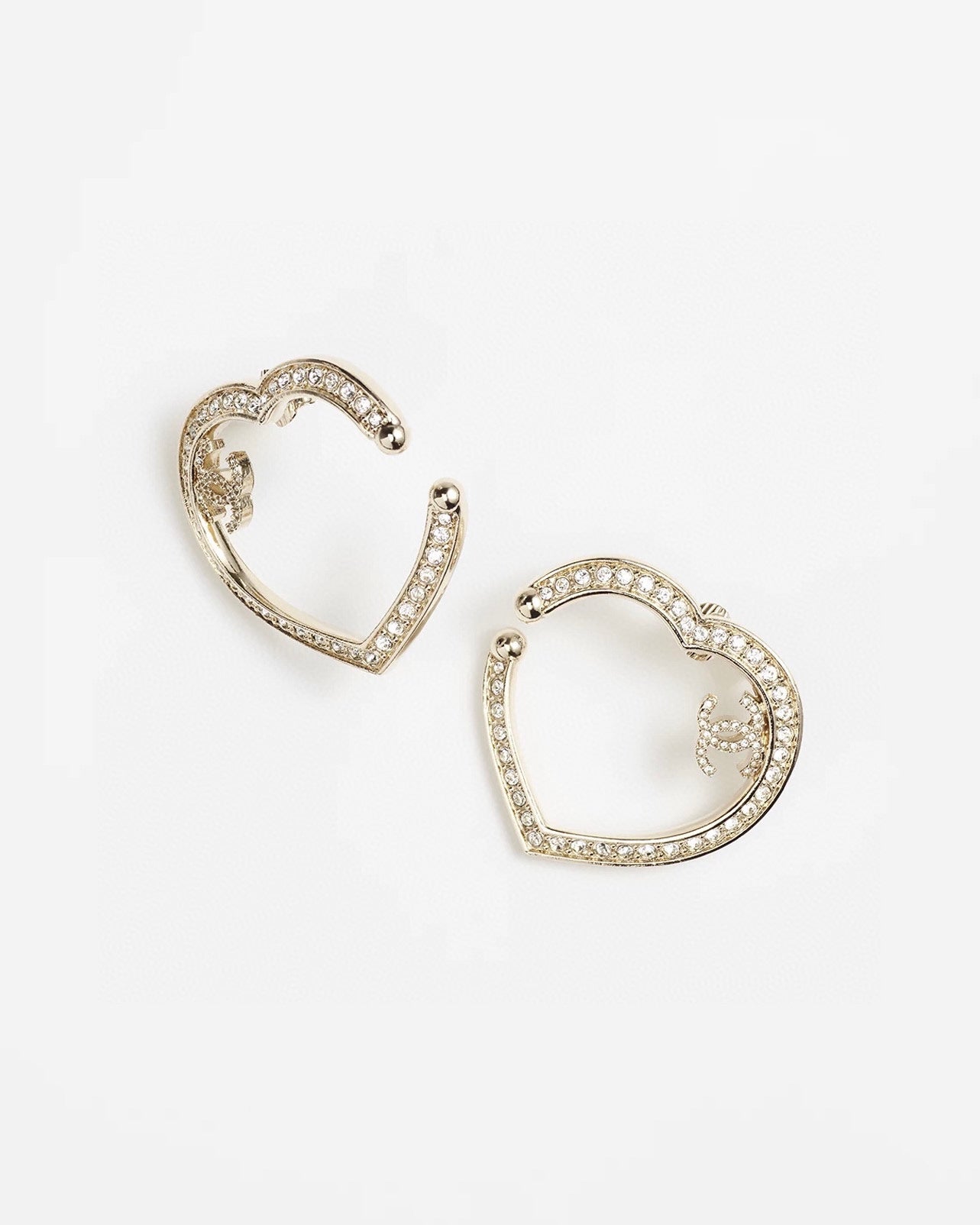 18K Chanel Diamond Heart Earrings