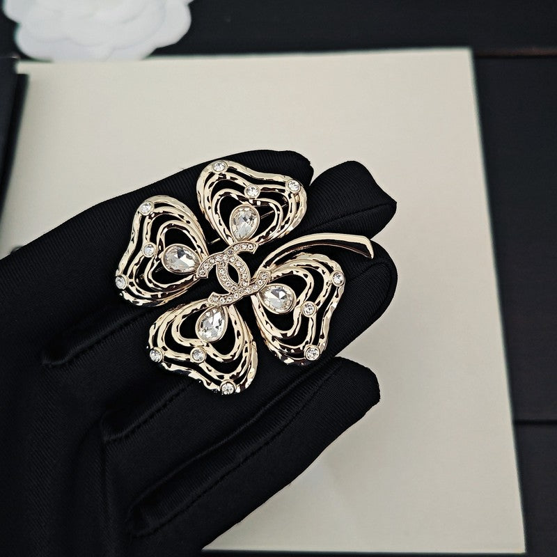 18K Chanel Clover Leaf Diamond Brooch