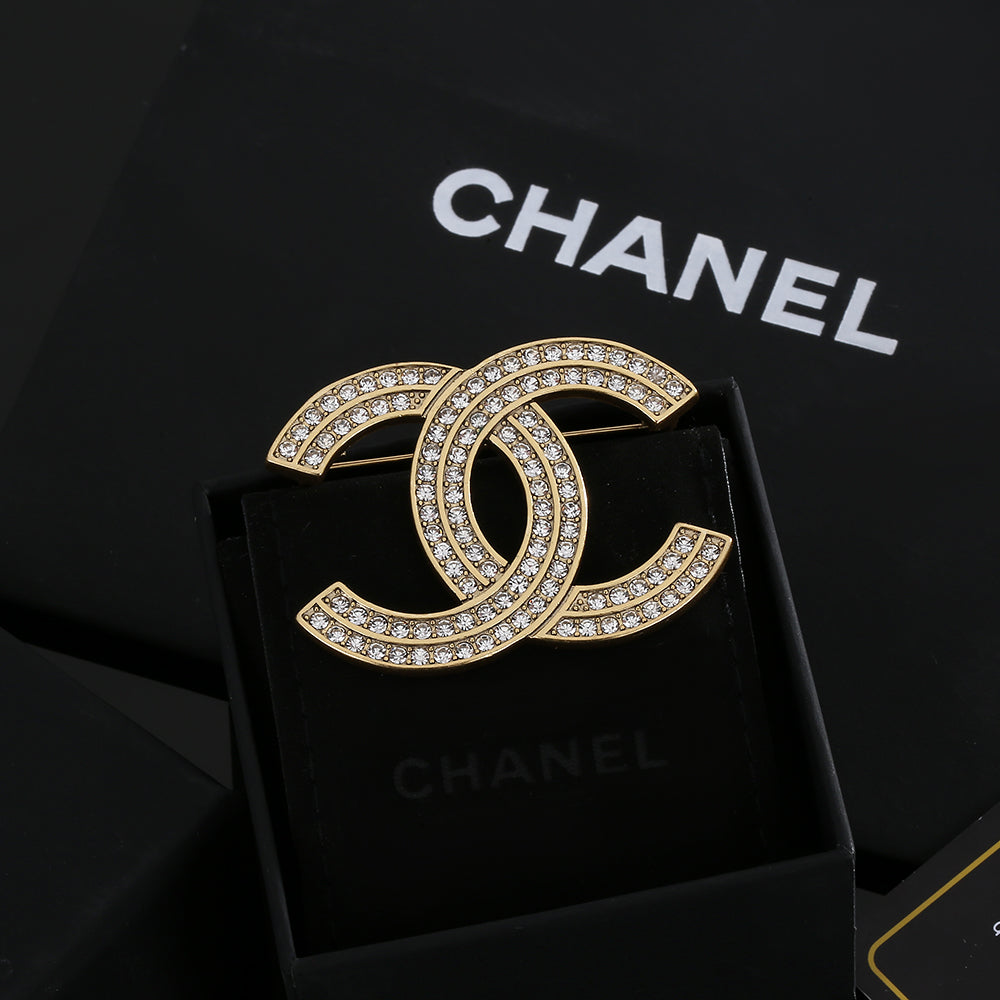18K Chanel Diamonds Brooch