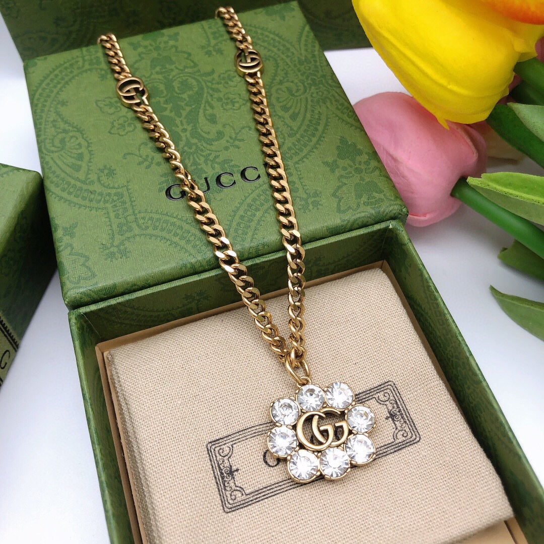 18K Gucci Flower Crystals Necklace