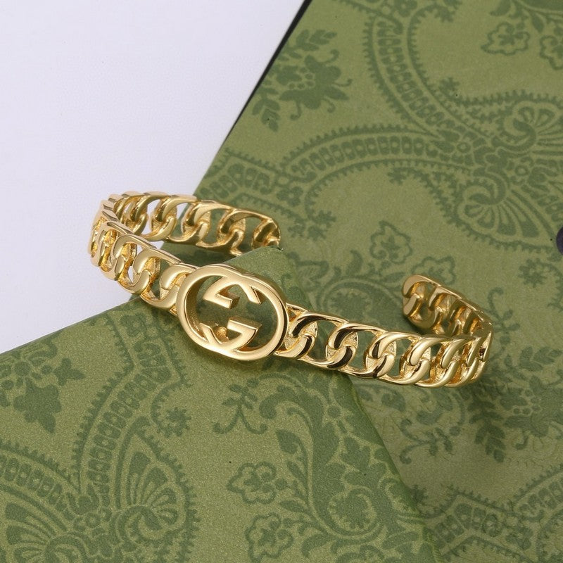 18K Gucci Chain Open Bracelet