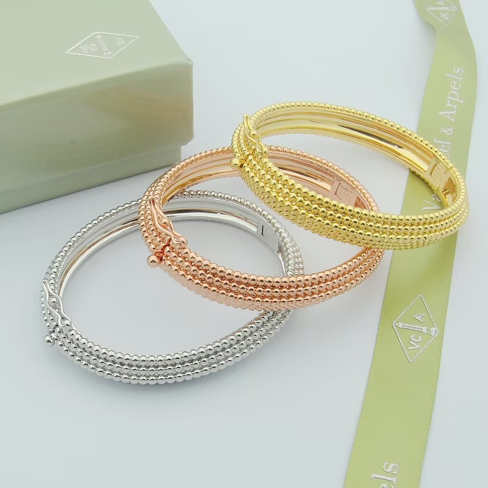 18K Van Cleef & Arpels Perlee Pearls Five Rows Bracelet
