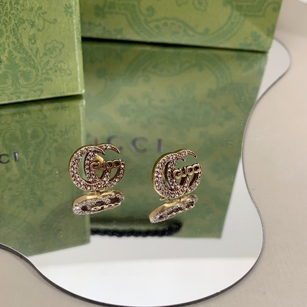 18K Gucci Logo Diamonds Earrings
