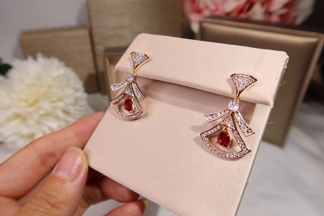 18K BVLGARI BV Divas' Dream Openwork Earrings