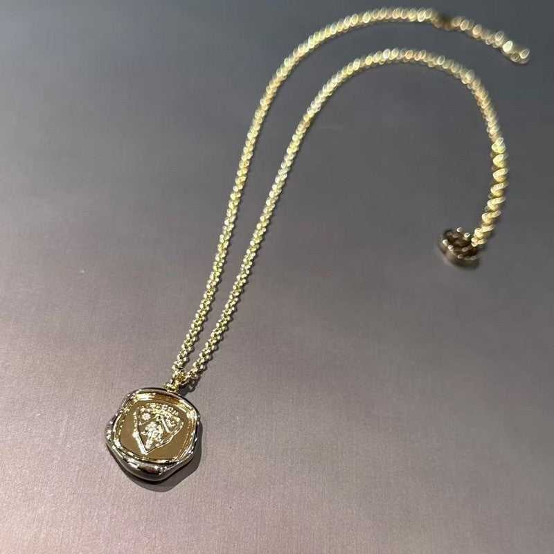 18K Gucci Gold Necklace