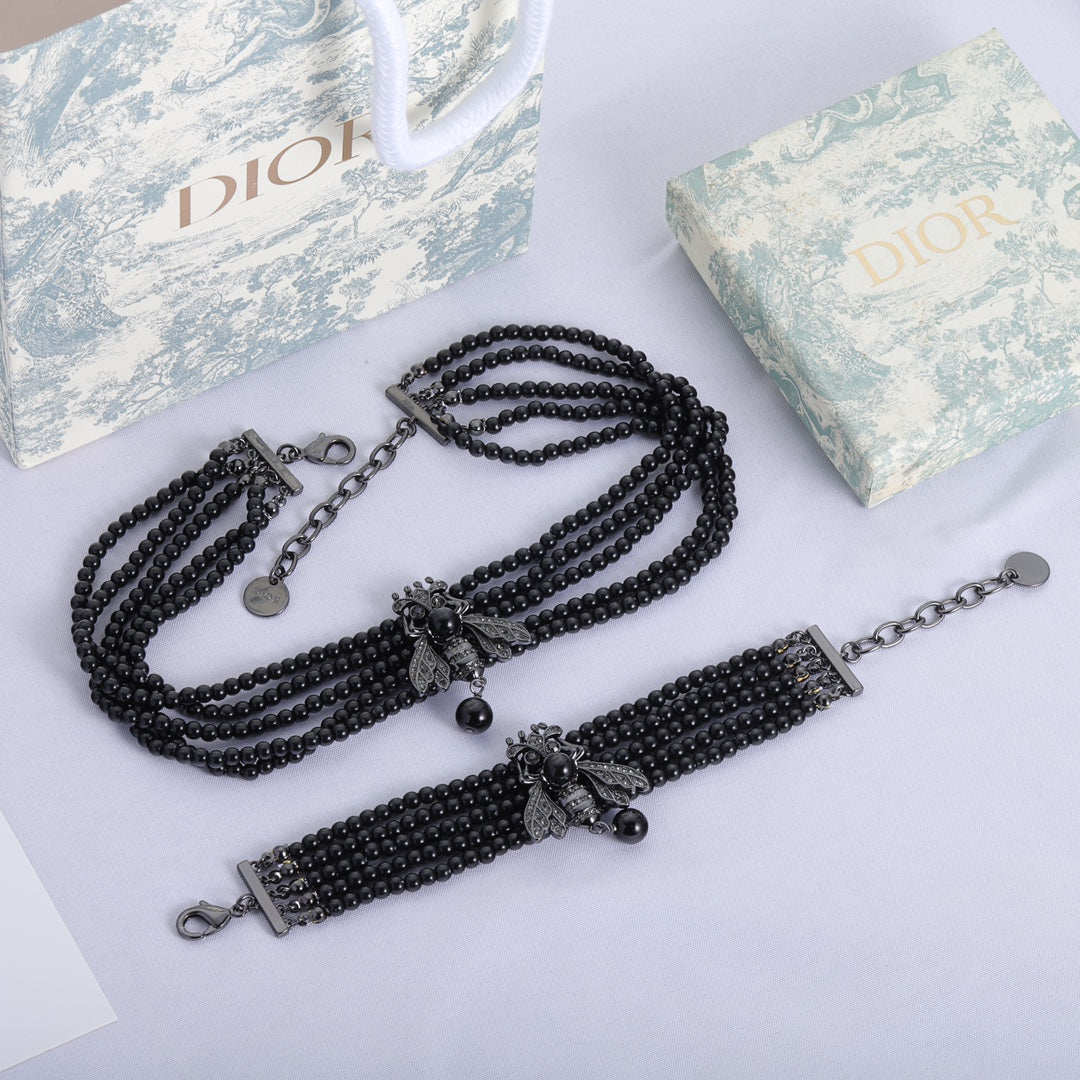 18K Dior Bee Black Pearls Bracelet