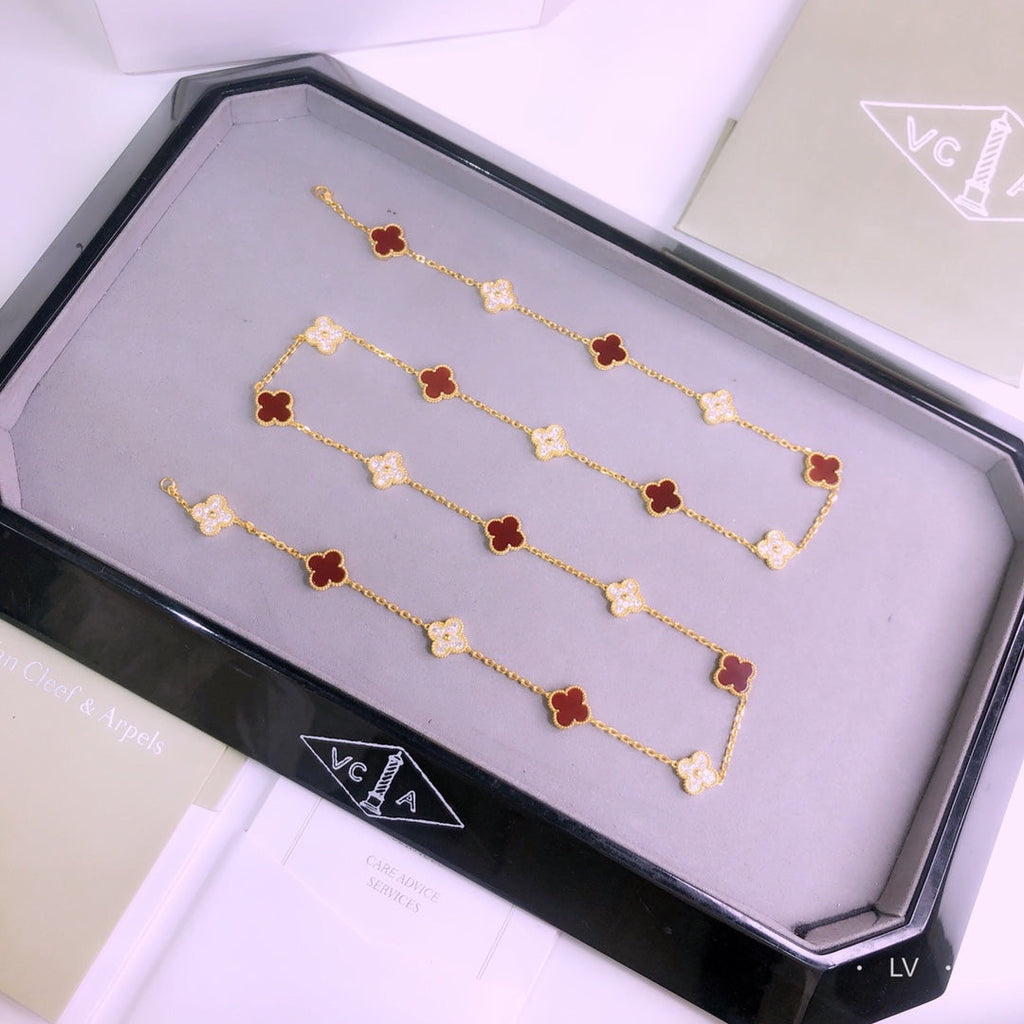 18K Van Cleef & Arpels Vintage Alhambra 20 Motifs Long Necklace