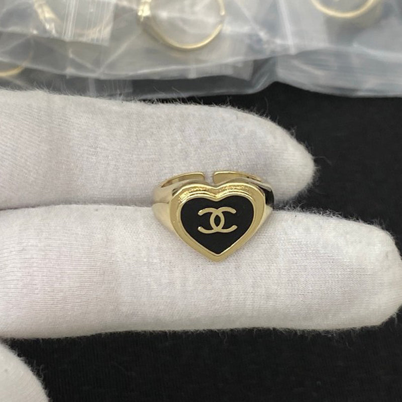18K Chanel Black Gold Heart Ring