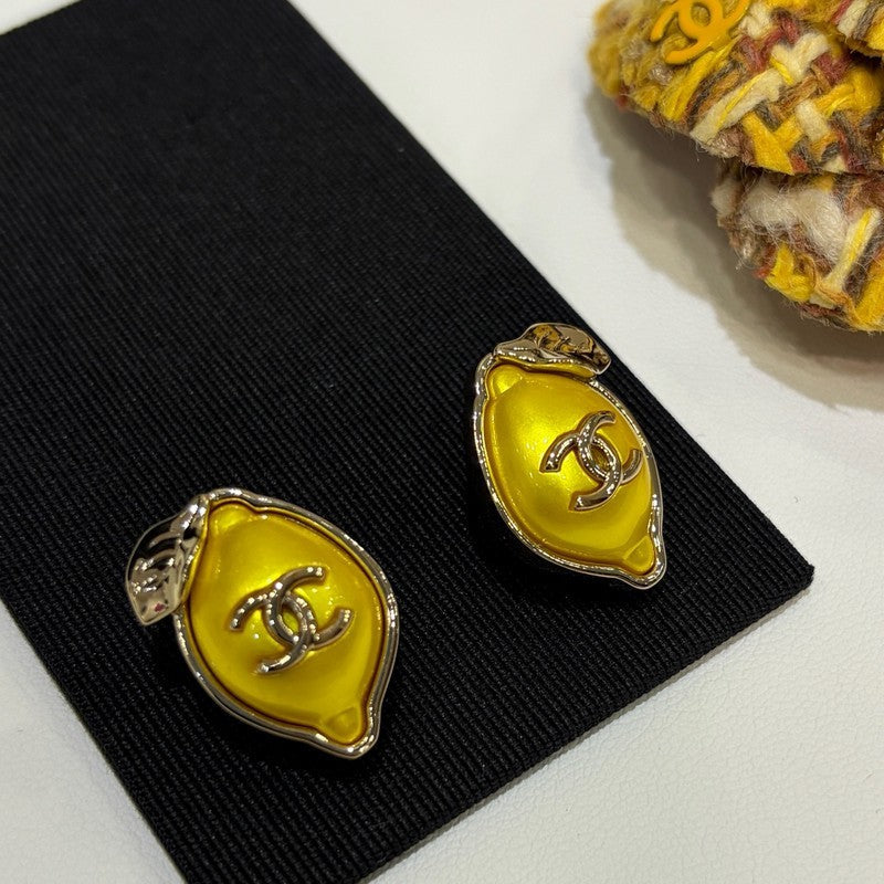 18K Chanel 26C Lemon Gold Earrings