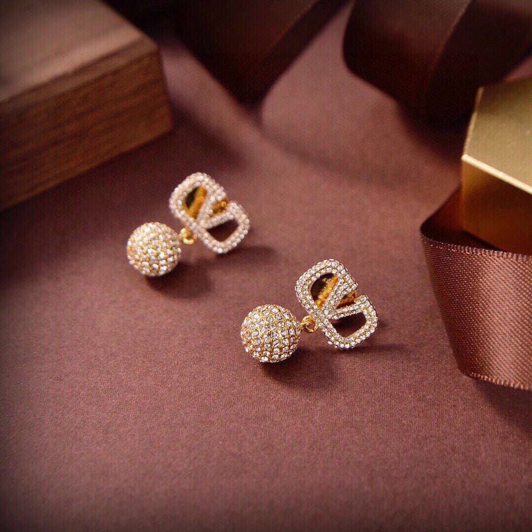 18K Valentino Vlogo Diamonds Earrings