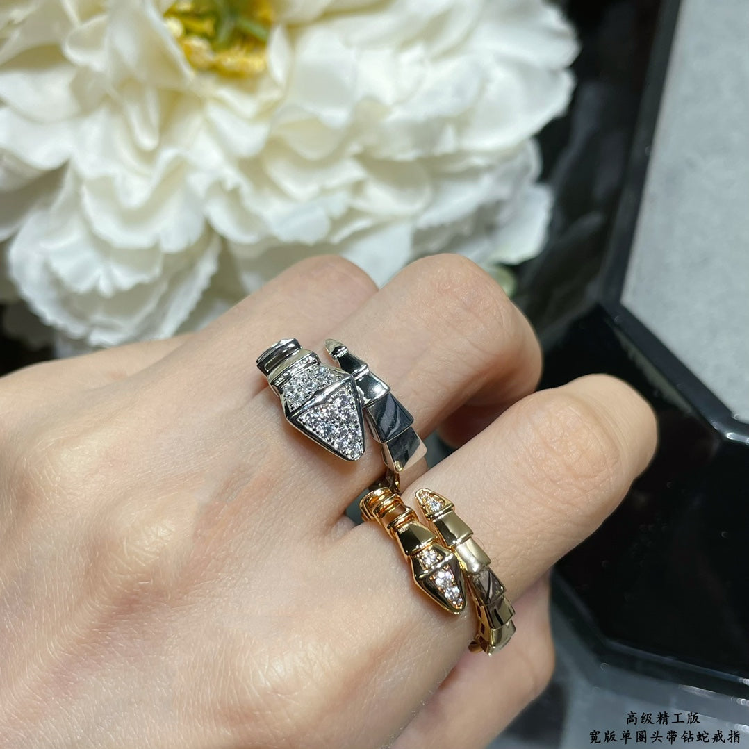 18K BVLGARI BV Serpenti Viper Head Diamond Ring